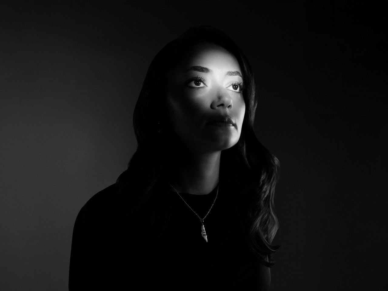 Plestia Alaqad, la reportera centennial que convirtió su celular en la última ventana a Gaza