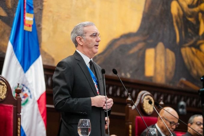 Presidente resalta inversión en RD$6 mil millones en deportes