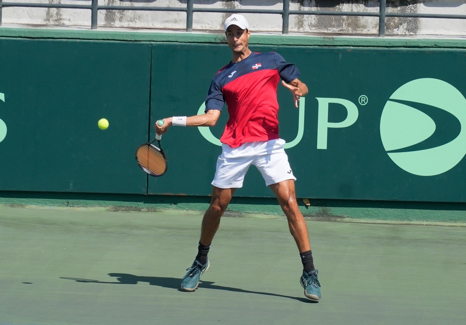 R. Dominicana supera a Letonia en la Copa Davis de Tenis 2026