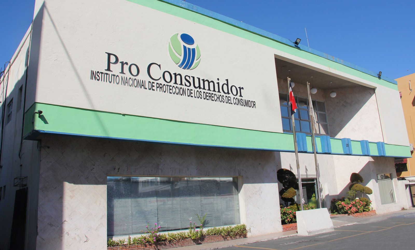 RD capta interés con buenas prácticas defensa al consumidor