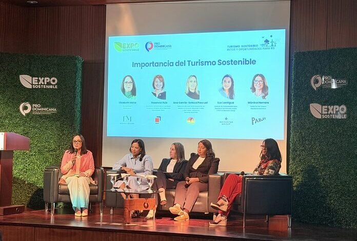 Realizan panel “Turismo sostenible: retos y oportunidades para RD”