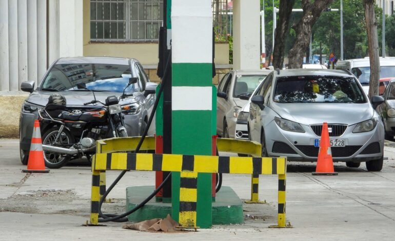 Rusia acusa a EE. UU. de asfixiar con bloqueo a la isla de Cuba