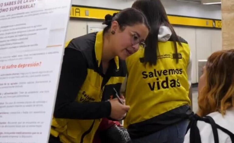 ‘Salvemos Vidas’, el programa que busca prevenir el suicidio en el metro de Ciudad de México