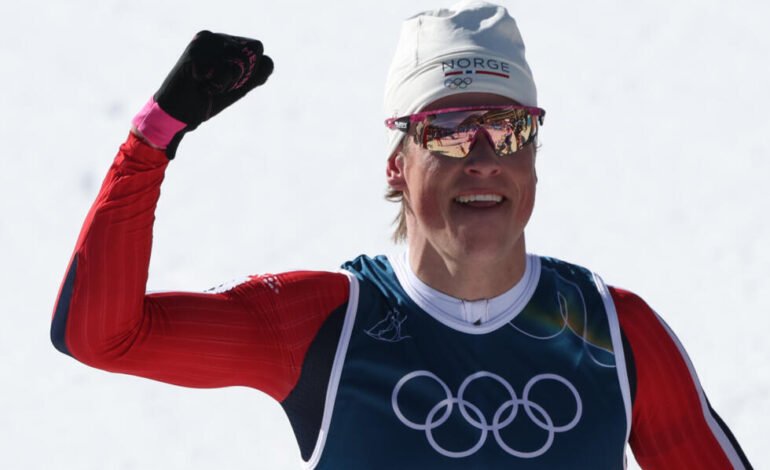 Shiffrin gana el oro en el eslalon y Klaebo amplía su récord en Milano Cortina