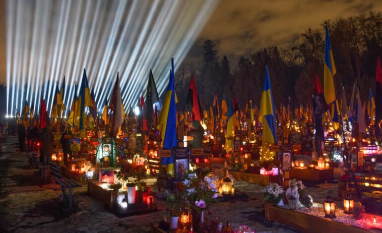 Ucrania conmemora cuatro años de guerra mientras Europa refuerza su apoyo