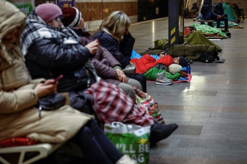 Ucrania y Rusia intercambian cuerpos de soldados muertos antes de conversaciones entre EE. UU. y Kiev