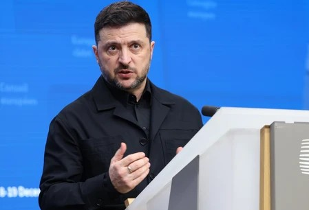 UCRANIA: Zelenski prevé un diálogo trilateral hablar de paz