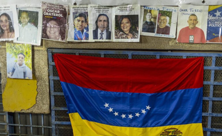 Venezuela aprueba una ley de amnistía limitada, la promesa del chavismo tras la caída de Maduro