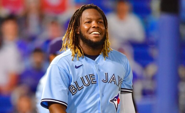 Vladimir Guerrero Jr. presume mejora física en temporada baja