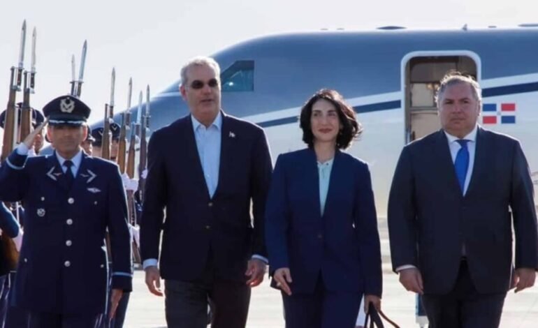 Abinader llega a Chile para la investidura de José A. Kast