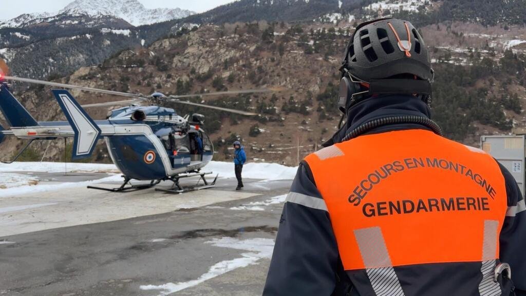 Avalanchas en los Alpes franceses: así operan los rescatistas de montaña