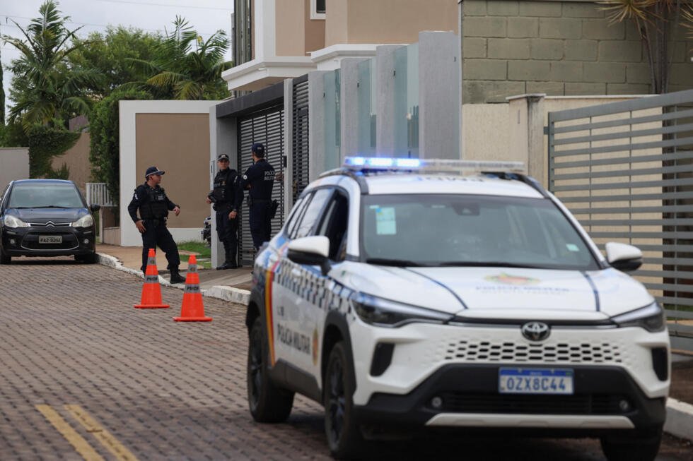 Brasil: el expresidente Bolsonaro sale de cuidados intensivos y pasa a prisión domiciliaria