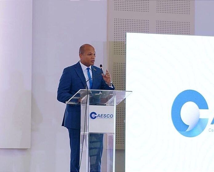 CAESCO respalda regulación de móviles en escuelas y pide a Minerd y ADP priorizar la alfabetización mediática en aulas