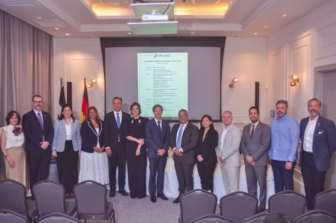 Cámara Domínico-Alemana elige a su primera presidenta