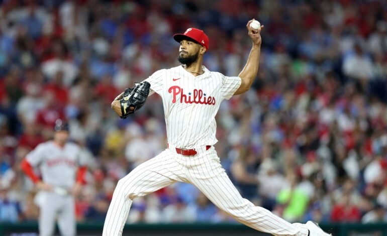 Christopher Sánchez lanzará el primer partido Clásico Mundial