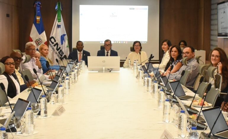 CNSS aclara no hay cambios en compra medicinas de alto costo