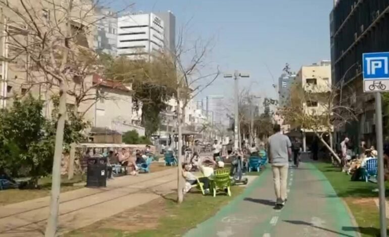 ¿Cómo viven la guerra los ciudadanos de Tel Aviv? La «normalidad» en medio del conflicto con Irán