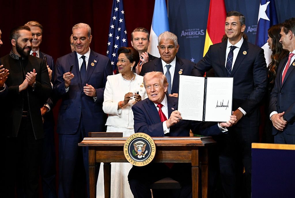 Trump escudo de las americas