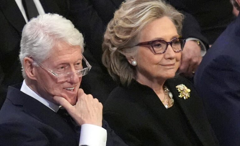 ¿Convencieron los Clinton en sus declaraciones sobre el caso Epstein?