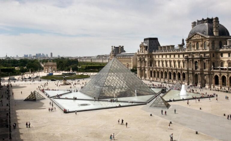 Crisis en el Louvre: robo, fraude y tensión en el mayor museo del mundo