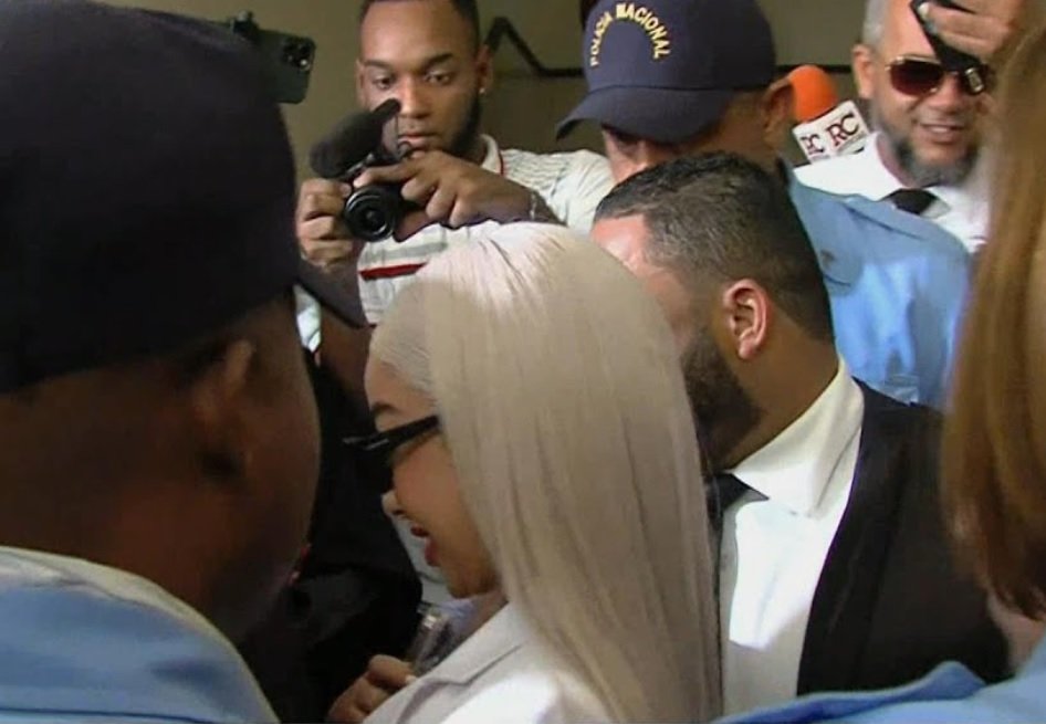 Dejan libre a Yailin La Más Viral arrestada por porte ilegal armas