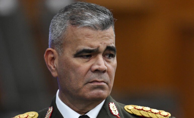Delcy Rodríguez destituye a Vladimir Padrino tras más de una década como ministro de Defensa de Venezuela