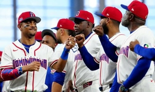 Destacan récord ofensivo RD pese a la derrota ante EE.UU.