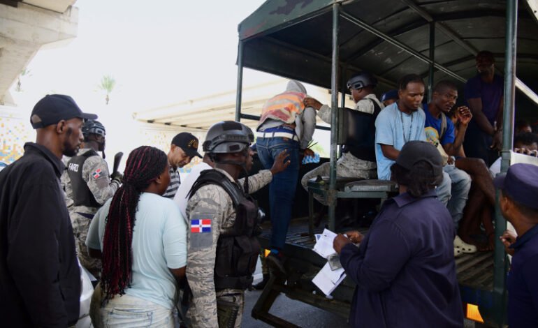 DGM informa detención 1,111 haitianos indocumentados