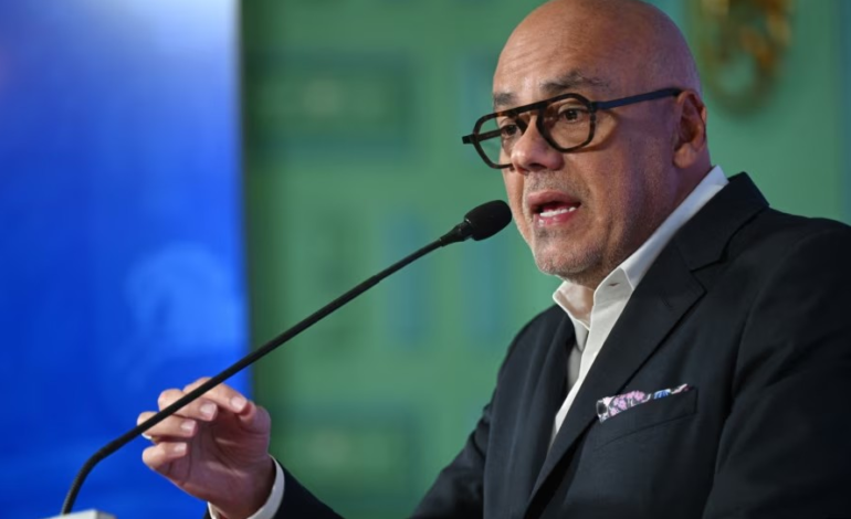 Dice más 7.300 personas han sido amnistiadas en Venezuela