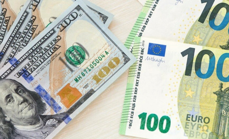 Dólar subió 59 cts y el euro 17; eran vendidos a $62.34 y $74.47