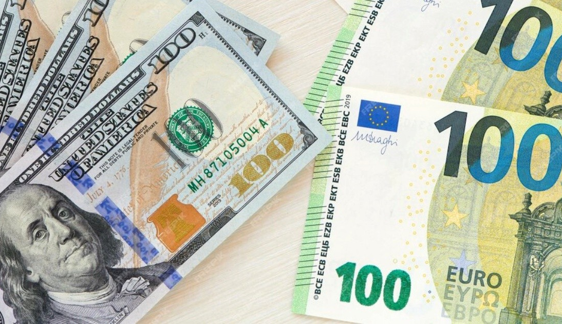 Dólar subió 59 cts y el euro 17; eran vendidos a $62.34 y $74.47