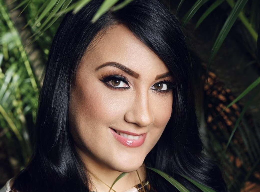 Dominicana es confirmada diseñadora oficial rumbo Miss Universe Chile