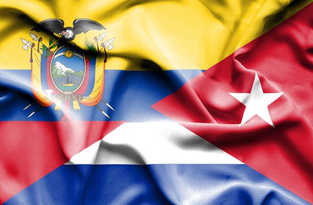 Ecuador declara personas no gratas a diplomáticos cubanos