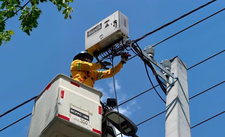 EDEESTE fortalece la gestión del servicio eléctrico con el Sistema de Medición Concentrada en Altura (SMCA)