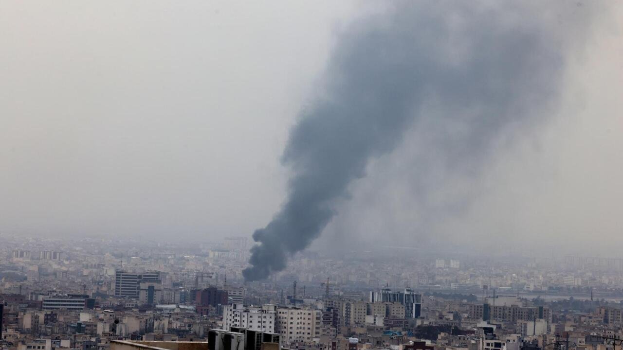 EE. UU. anuncia “el día más intenso de ataques” en Irán; Teherán advierte represalias por ataques a su infraestructura