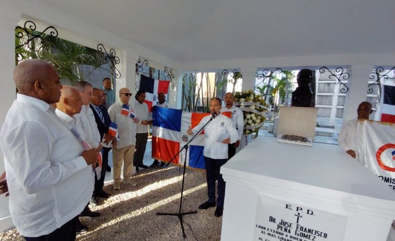 Efemérides Patrias recuerda 89 natalicio de José F. Peña Gómez