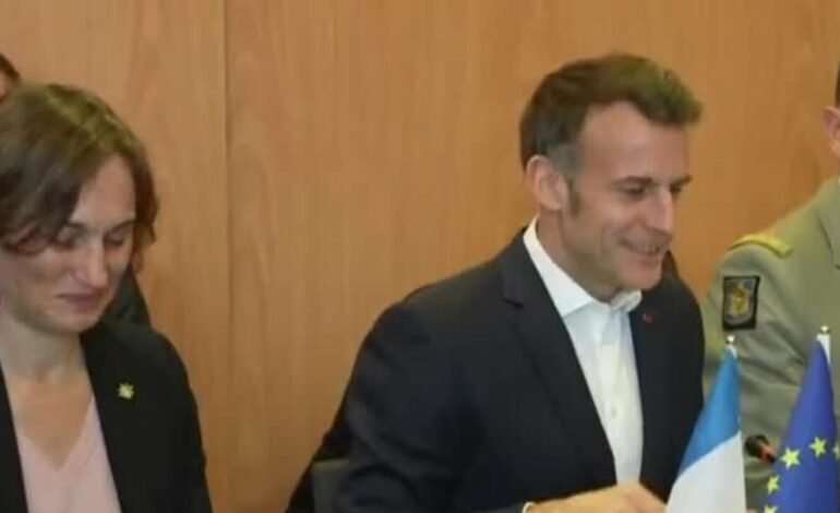 Emmanuel Macron anunció desde Chipre nuevos despliegues militares «defensivos»