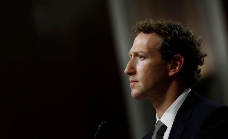 Expertos piden escuelas sin celulares y límites a redes sociales para menores en México