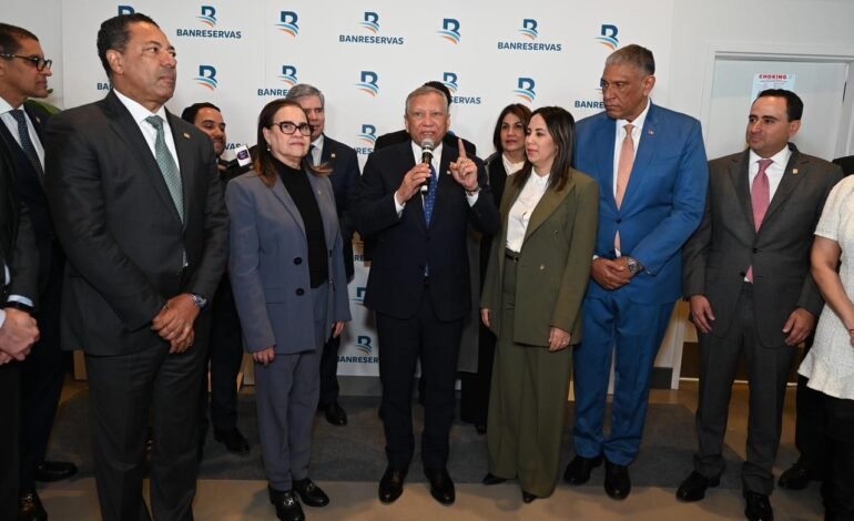 Feria NY y Lawrence cierra con financiamientos RD$5,118 mm