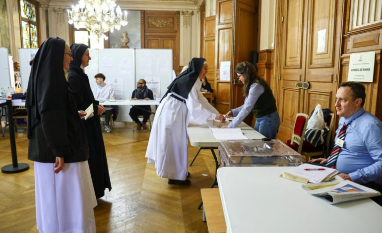 Francia: participación en torno al 57% en la segunda vuelta de las elecciones municipales, según proyecciones