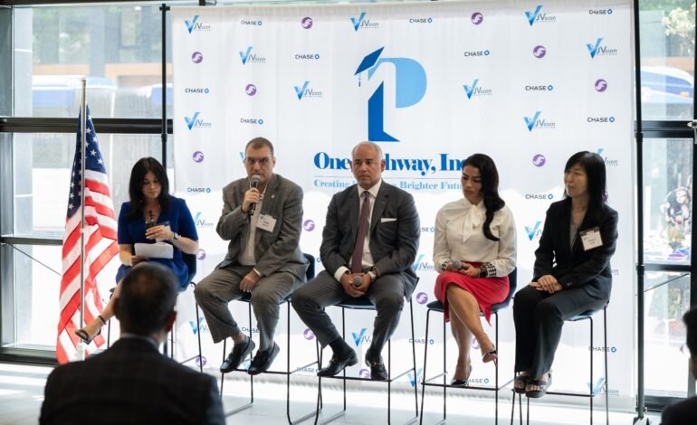 Fundación de EEUU One Pathway impulsará oportunidades educativas en Santiago