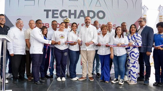 Gobierno impulsa el deporte escolar Santo Domingo Norte