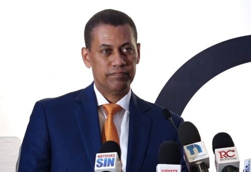 Guido elogia propuesta PLD para enfrentar alza de petróleo