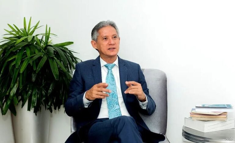 Ng Cortiñas: Gobierno ni la población están preparadospara asumir costo alzas del petróleo y los combustibles