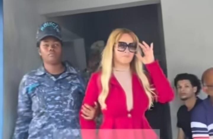 Ministerio Público solicita prisión para mujer acusada de suplantar funciones legales y estafa