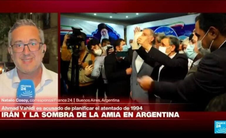 Informe desde Buenos Aires: Argentina celebra la muerte de Jamenei y recuerda el atentado a la AMIA