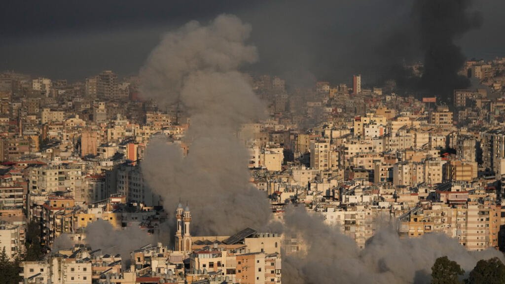 Irán afirma tener el «control total» del estrecho de Ormuz; Líbano reporta 11 muertos tras ataques israelíes