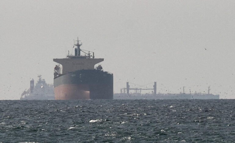 Irán tramita ley para cobrar peaje en el estrecho de Ormuz