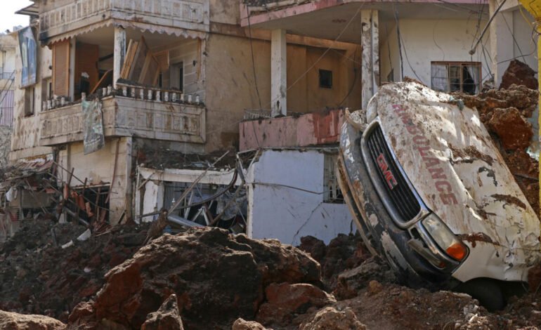 Israel ataca cerca de Tiro, sur de Líbano; Qatar intercepta un misil tras explosiones en Doha