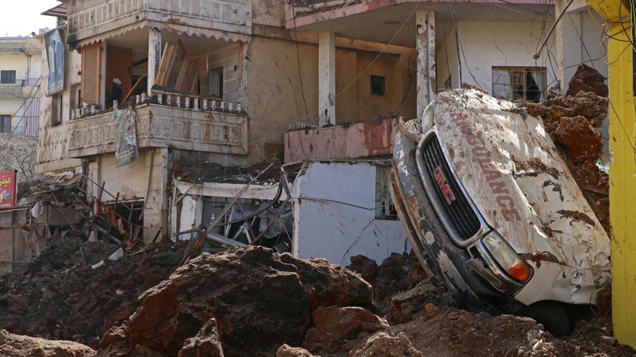 Israel ataca cerca de Tiro, sur de Líbano; Qatar intercepta un misil tras explosiones en Doha